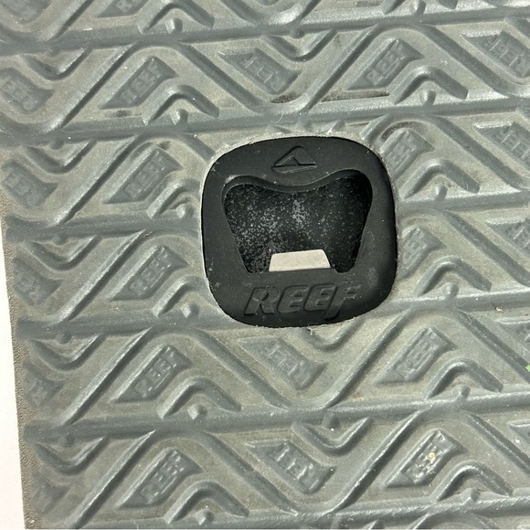 Reef Element TQT Flip Flops Sandal Black Bottle Opener Mens Size 14 Beach Casual - Picture 8 of 12
